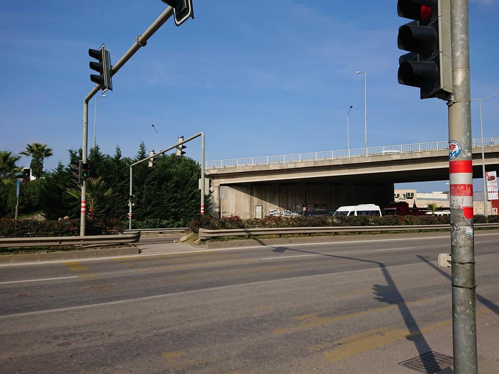 Sari Konak 61 Trabzon Exteriör bild