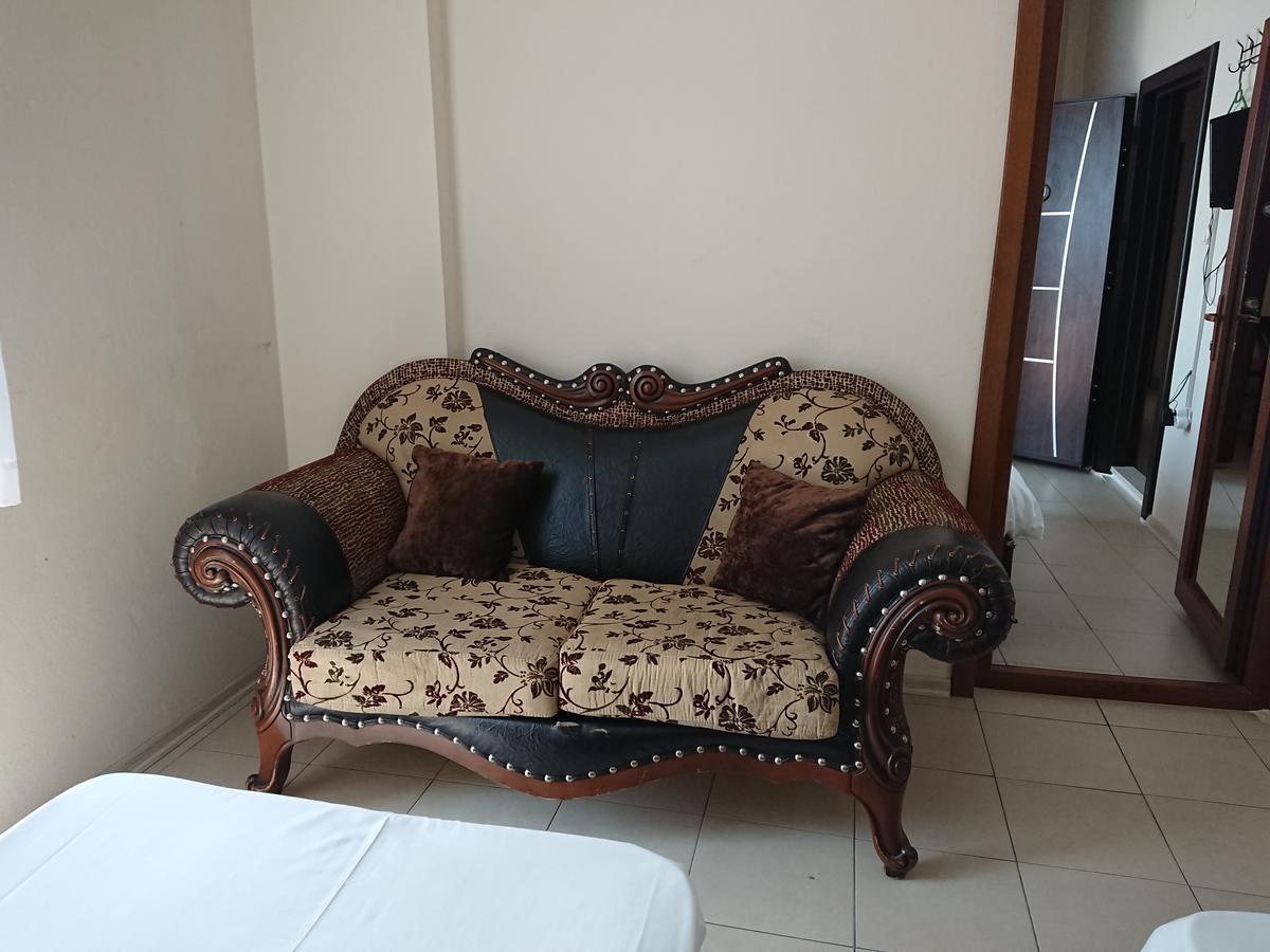 Sari Konak 61 Trabzon Exteriör bild